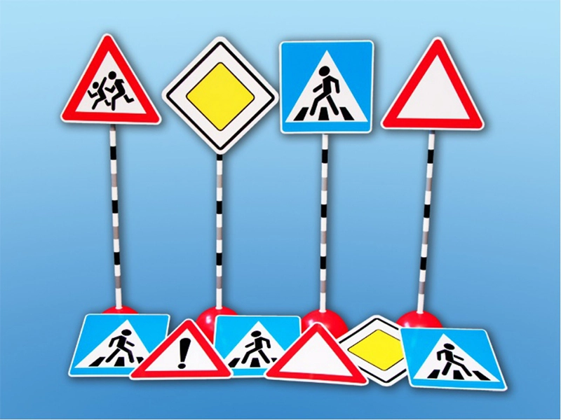 Набор стоек для дорожных знаков №2 — 4 элемента