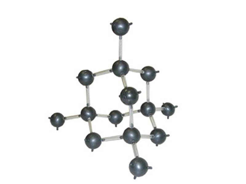 Модель кристаллической структуры алмаза (14 чёрных шаров)