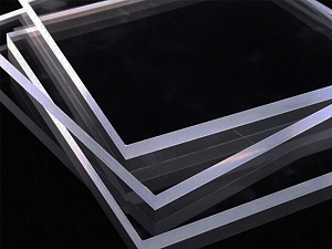 Прозрачный литой акрил 3 мм