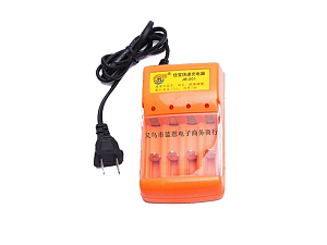 Универсальное зарядное устройство GP PB420 для AA/AAA, белое