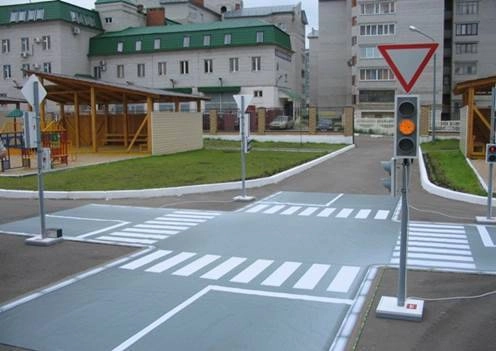 Трёхсекционный светофор транспортный, 3 сигнала