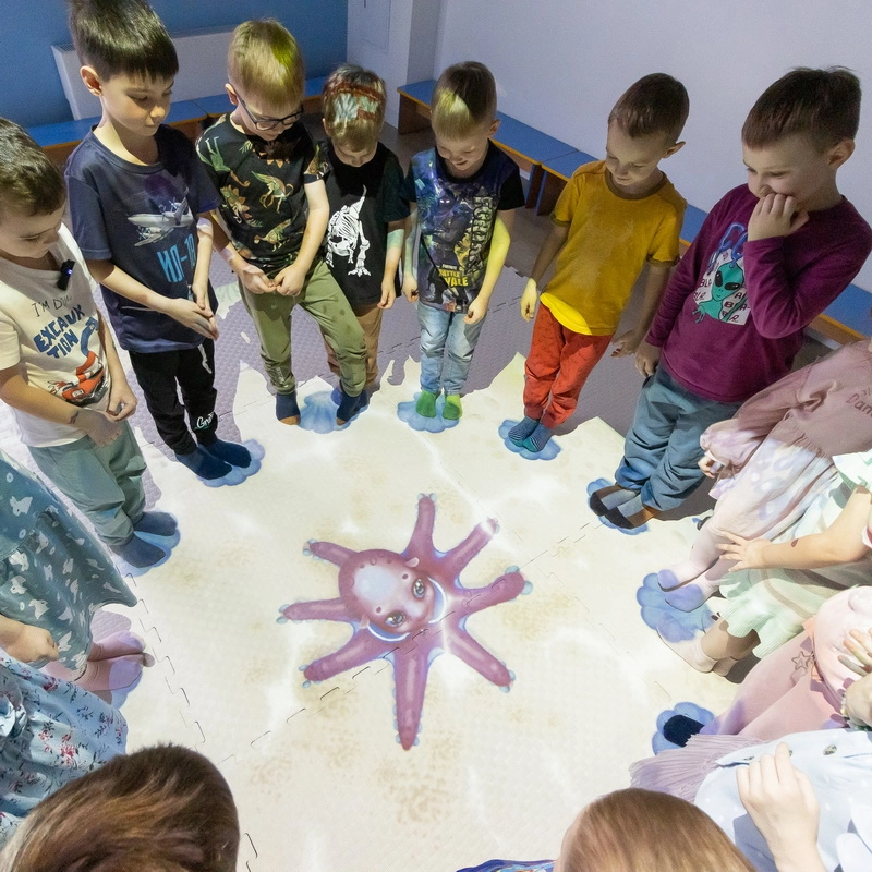 Magium — интерактивный образовательный комплект с датчиком