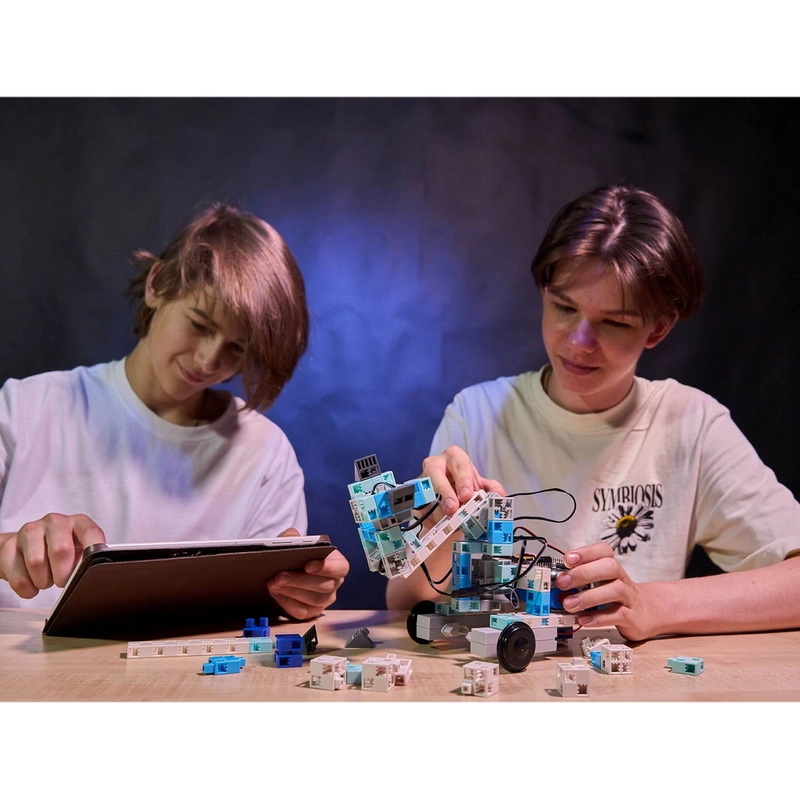 Робоплатформа с 2‑координатным манипулятором НАА-018