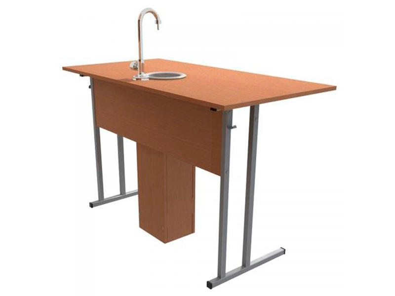 Школьный рабочий стол с сантехникой и керамической мойкой