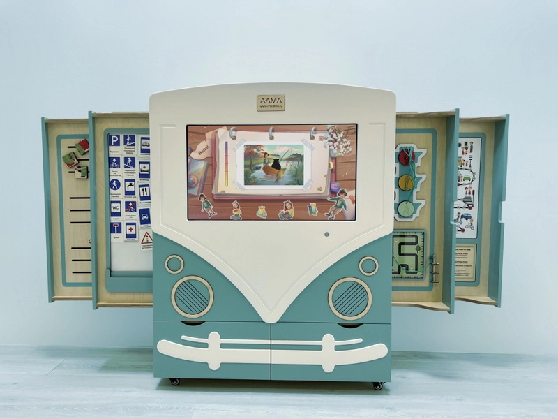 Интерактивный комплекс АЛМИК ПДД в автобусном оформлении