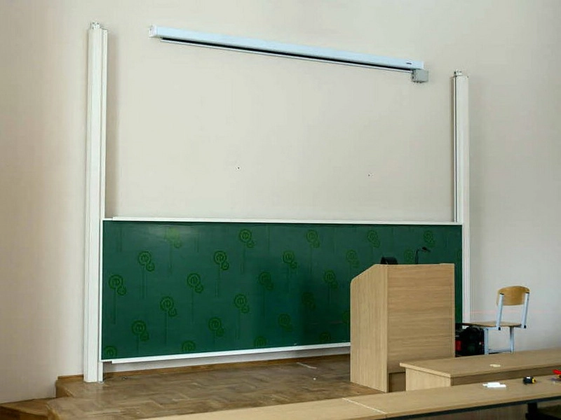 Подъёмная доска на колоннах 2000 х 1220 мм