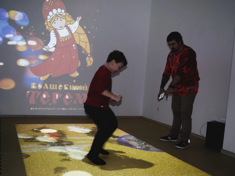 Floorium — интерактивный пол с Ryzen 3