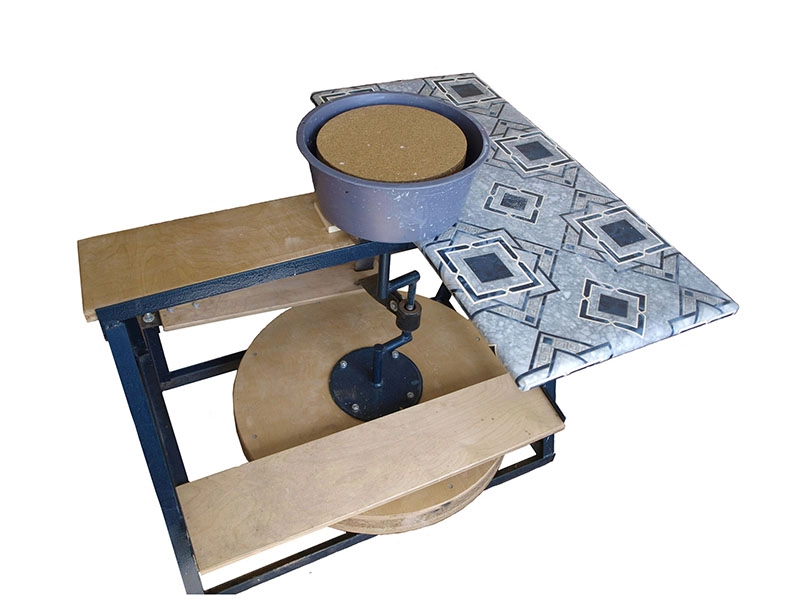 Ручной гончарный круг КЕР-ОКР-047-020 — педальный/маховиковый