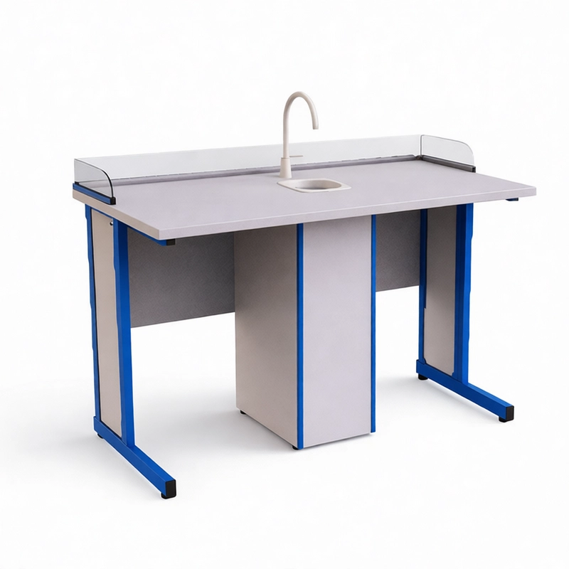 Ученический стол с экраном из ЛДСП