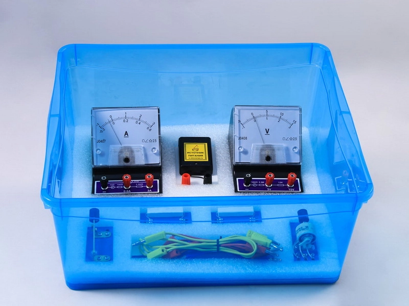 Комплекты ОГЭ (физика) №1–8 со стойкой для лотков