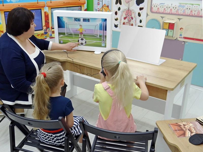 Стол логопеда Logo Pro (комплект оборудования)