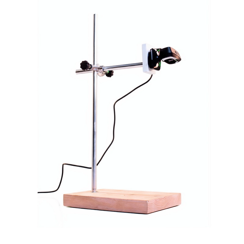 Веб-камера на подвижном штативе