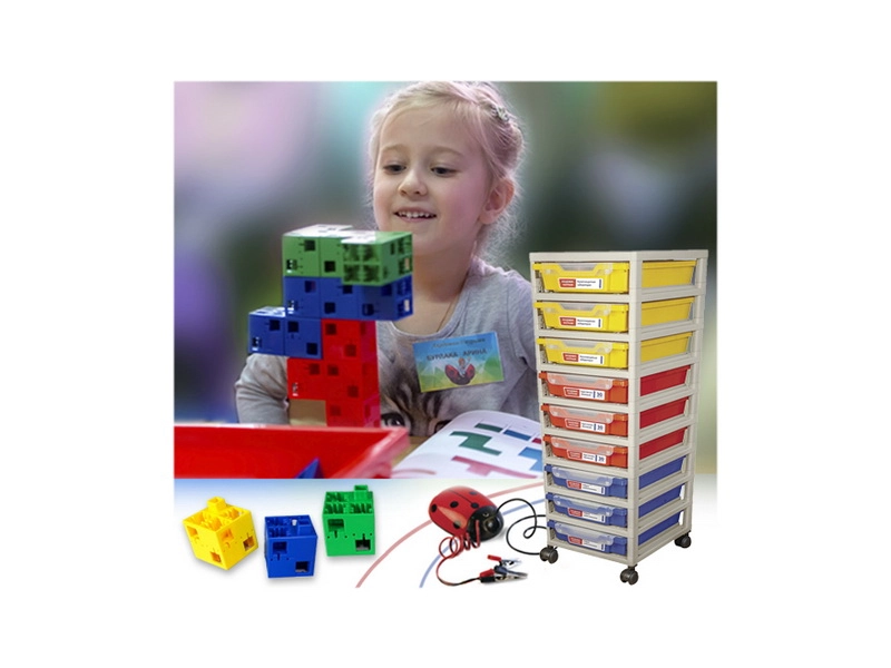 STEAM-лаборатория Наураши на мобильной стойке