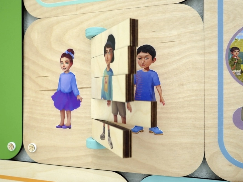 Настенная панель English Buddy — 4 интерактивных модуля