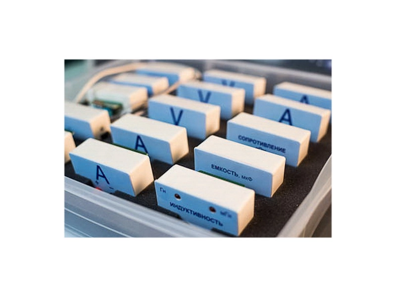 Лабораторный комплект по физике ЭДГ-15223 для учителя