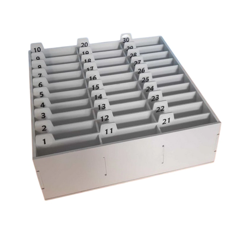 Ячейки для 30 телефонов с номерами