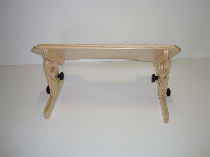 Напольный столик с регулируемым углом наклона столешницы