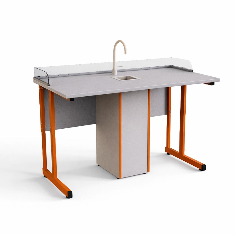 Ученический стол на прямоугольной трубе с оргстеклом