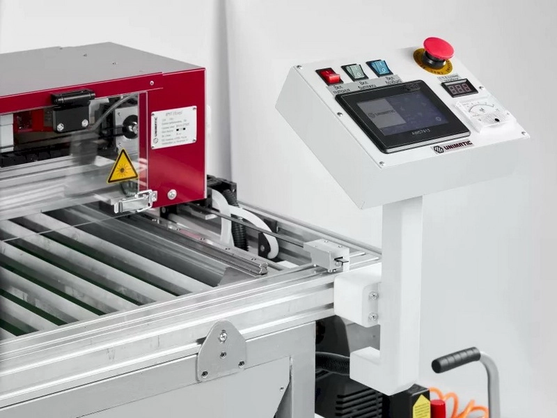 УМ-Л — напольный лазерный гравер "Униматик"