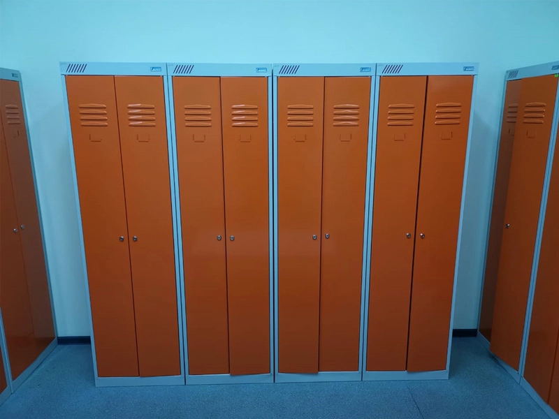 Шкаф металлический МЕТ-ШРЭК 22-530 для спортзала