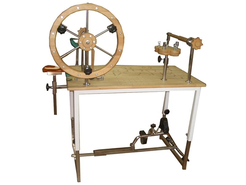 Тренажёр стол для развития подвижности верхних конечностей