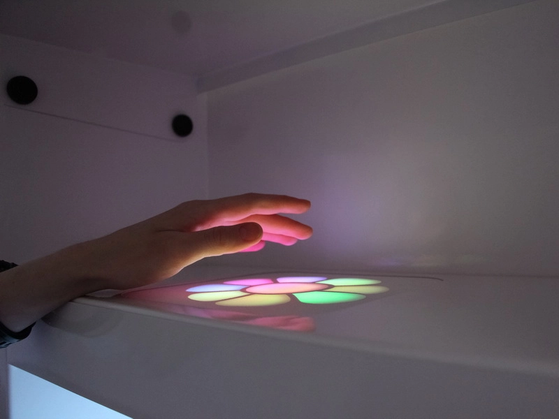 SmartBOB — интерактивный пол, до 10 детей