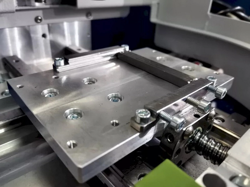 ЧПУ-фрезер Униматик ЮМ-Ф (вертикальный)