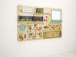 Настенная панель English Buddy — 4 интерактивных модуля