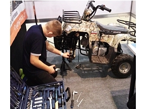 Конструктор «Автоделкин» — самоходный квадроцикл