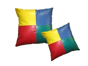 Напольная подушка с гранулами 40×40 см