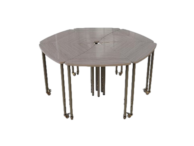 Треугольный учебный стол АРКМ-СТ40КР на колесах