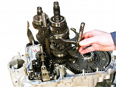 Комплект по разборке и сборке механической КПП, передний привод