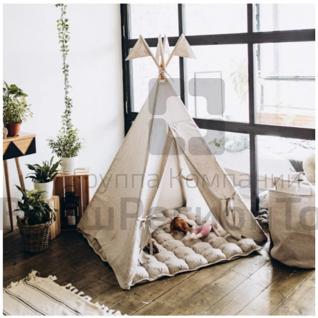 Вигвам с матрасом и подушкой.