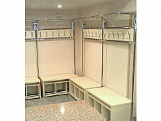 Вешало настенное для раздевалки с ячейками под обувь