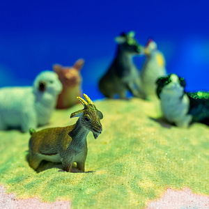 Тумба для интерактивной песочницы «Островок» на колёсиках