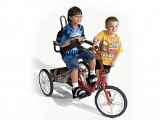 Велосипед для детей-инвалидов с фиксирующими ремешками