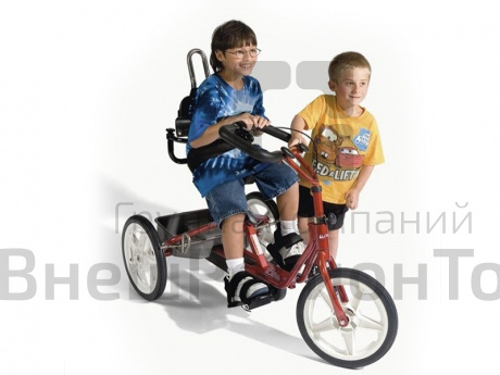Велосипед для детей-инвалидов с фиксирующими ремешками.