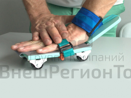 Тренажер для разработки кисти и локтевого сустава.