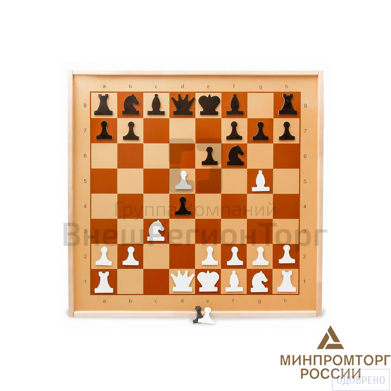 Доска шахматная демонстрационная магнитная 73х73 в деревянной раме.