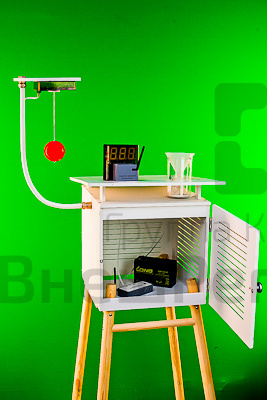 Цифровая лаборатория "Школьная метеостанция" (метеобудка с комплектом датчиков).