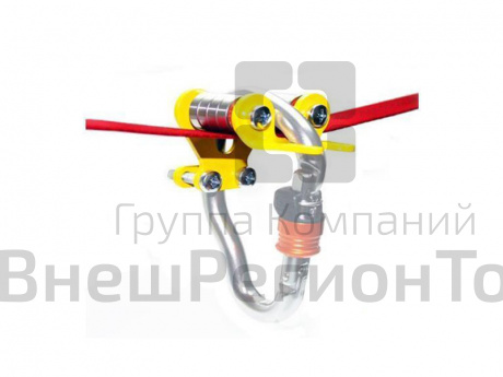 Ролик на карабин переправа.