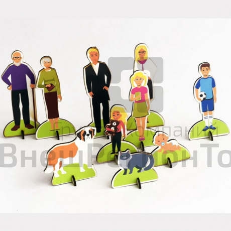 Набор фигурок Европеоидная раса (три поколения семьи).