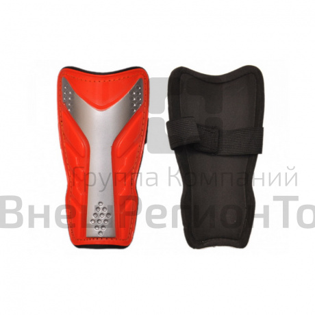 Щитки футбольные.