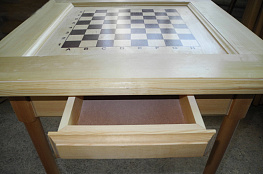 Шахматный стол с фигурами и ящиком 720х720х720 мм