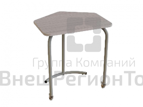 Стол модульный пятиугольный, нерегулируемый с колесами со стопорами.