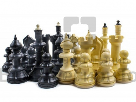 Шахматные фигуры Айвенго пластиковые (в картонной упаковке).