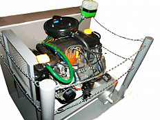 Стенд Действующий карбюраторный бензиновый двигатель