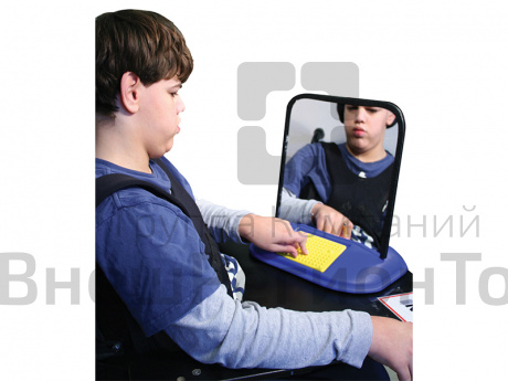 Зеркало для тренировки речи с возможностью записи.