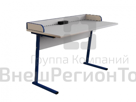 Стол ученический для кабинета физики/биологии плоскоовальная труба 50*30 мм с розетками и бортом ДСП.