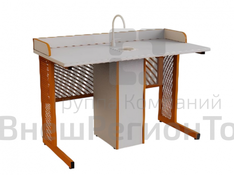 Стол ученический для кабинета химии/биологии прямоугольная труба с сантехникой и бортом ДСП.
